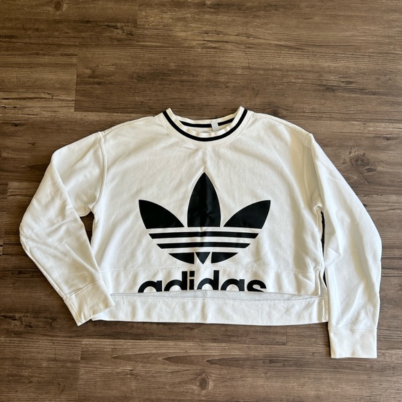 Adidas sweater - Picture 1 of 2